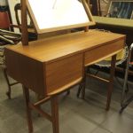 779 7175 DRESSING TABLE